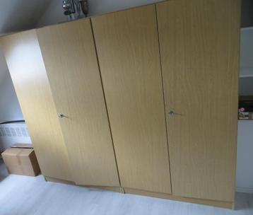 2 stuks kledingskast / hang en leggedeelte / 2 deurs
