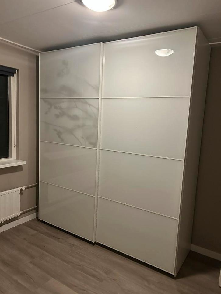 Ikea Pax kast met schuifdeuren, Huis en Inrichting, Kasten | Kledingkasten, Zo goed als nieuw, 200 cm of meer, 150 tot 200 cm