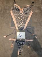 Hunkemöller Korset Set - Maat S, Cup 75C, Verzenden