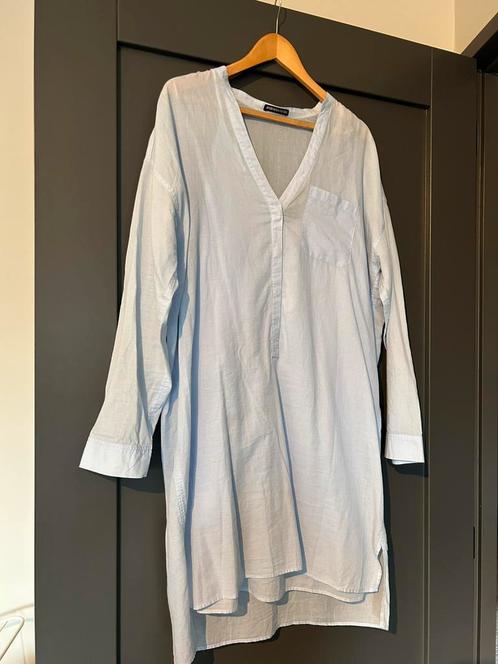 Mooie lichtblauwe blouse/tuniek te koop van Drykorn, Kleding | Dames, Blouses en Tunieken, Zo goed als nieuw, Maat 42/44 (L), Blauw