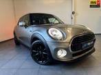 Mini Cooper 1.5 136pk - 5drs/Panodak - leder - Navi - carpla, Auto's, Mini, 136 pk, Gebruikt, Beige, Origineel Nederlands