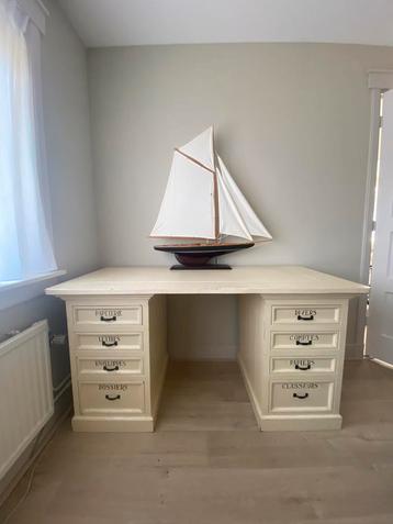 Riviera Maison massief houten bureau beschikbaar voor biedingen