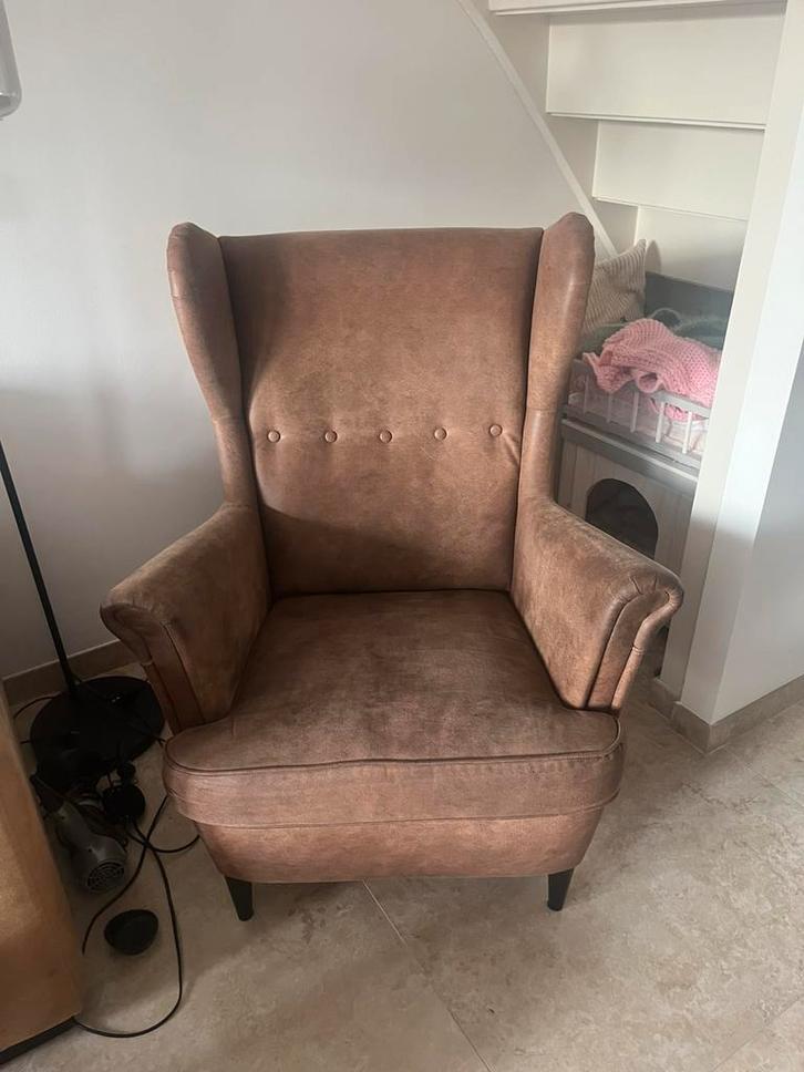 2 x strandmon lederlook bruin incl voetenbank extra hoezen, Huis en Inrichting, Fauteuils, Zo goed als nieuw, 75 tot 100 cm, Ophalen of Verzenden