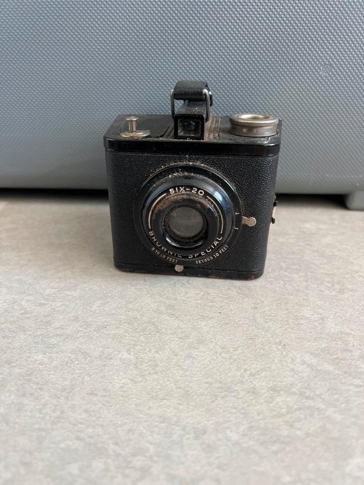 Agfa Six-20 Brownie Special Camera + Tas, Antiek en Kunst, Antiek | Overige Antiek, Ophalen