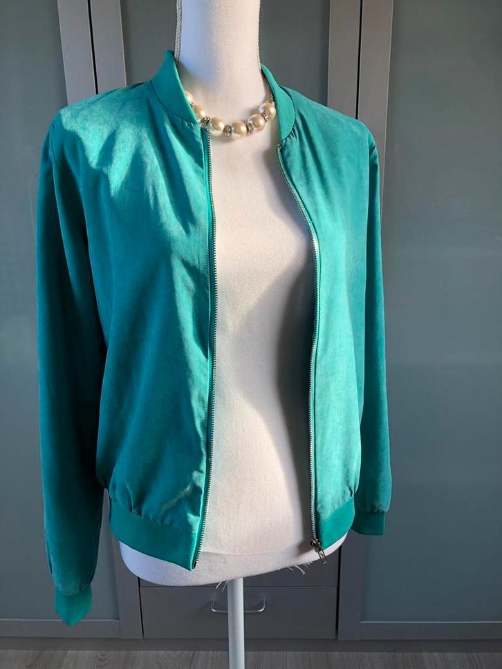 Bomberjack van SisterS point maat S/36, Kleding | Dames, Jasjes, Kostuums en Pakken, Nieuw, Jasje, Maat 36 (S), Groen, Ophalen