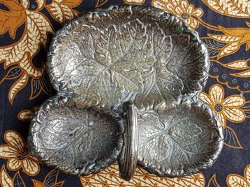 Mooie antieke silverplate serveerschaal uit Engeland 26 cm. beschikbaar voor biedingen