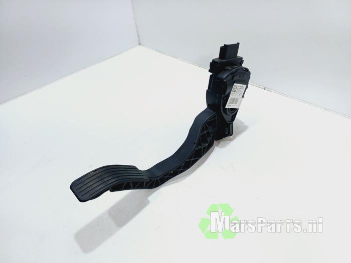 Gaspedaal van een Peugeot 208, Auto-onderdelen, Interieur en Bekleding, Peugeot, Gebruikt, 6 maanden garantie, 12 maanden garantie
