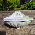 Fonteintje, wc-rolhouder, spiegel, 2 lampen vrolijk decor