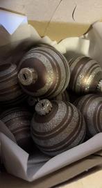 Kerstballen (12 stuks) taupe met zilverglitter, Diversen, Kerst, Ophalen, Zo goed als nieuw
