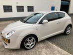 Alfa Romeo MiTo 1.3 D 62KW 2013 Wit, Auto's, Alfa Romeo, Voorwielaandrijving, 4 cilinders, Wit, 1125 kg