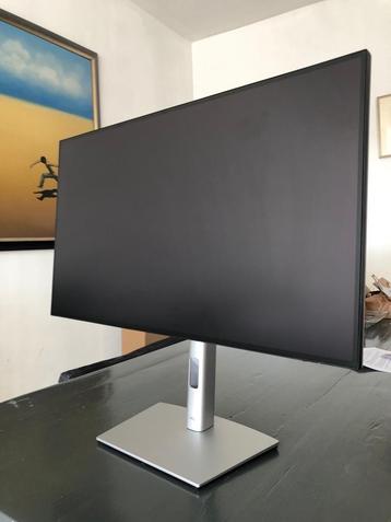 Dell UltraSharp U2724D - 27 Inch - QHD IPS Black beschikbaar voor biedingen