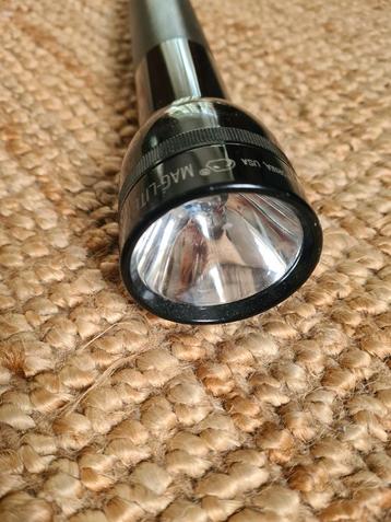 MAG-LITE  US Original Zaklamp 30cm - Super Helder! beschikbaar voor biedingen