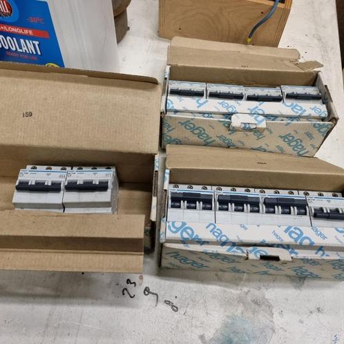 HAGER  INSTALLATIE AUTOMATEN 3 FASE 3 POLIG B16 / C16 / C25, Hobby en Vrije tijd, Elektronica-componenten, Nieuw, Ophalen of Verzenden