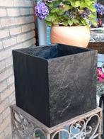 💥 💥  Plantenbak NATUURSTEEN
        Afm. 30 x 30 x 27 cm, Ophalen, Steen, Gebruikt, Minder dan 30 cm