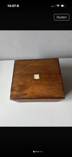 Oude muziekdoos /speeldoos met 29 muziek schijfjes, Antiek en Kunst, Ophalen of Verzenden