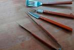 Bbq kook-gereedschap (spatel, vleesvork, mes en tang) NIEUW!, Tuin en Terras, Ophalen of Verzenden, Nieuw