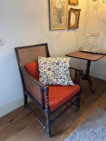Antieke hollandse fauteuil. beschikbaar voor biedingen