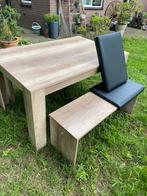 Mooie (eet) tafel met bankjes en kussens, Huis en Inrichting, Tafels | Eettafels, 100 tot 150 cm, Zie foto's, Zo goed als nieuw