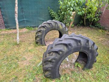 Gratis 2 tractorbanden beschikbaar voor biedingen