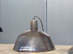 Oude emaille zwarte lamp met opdruk afmeting H26 D36, Huis en Inrichting, Lampen | Hanglampen, Gebruikt, Ophalen of Verzenden
