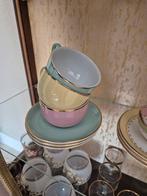 3 pastel gekleurde kop en schotel van  merk Bavaria, Ophalen of Verzenden