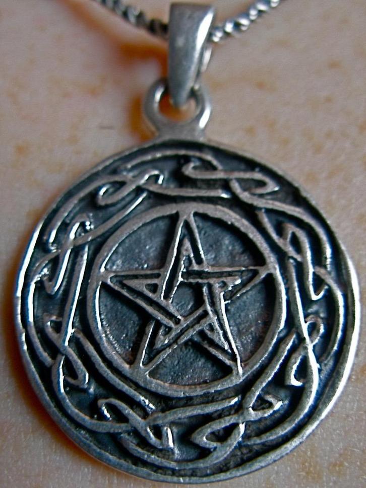 Zilveren 925 zilver kettinghanger amulet pentagram keltisch, Sieraden, Tassen en Uiterlijk, Kettinghangers, Nieuw, Zilver, Zilver