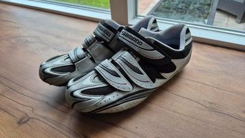 Shimano R077 wielrenschoenen beschikbaar voor biedingen