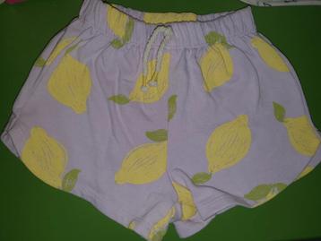 Zara Kids kort broekje sweatbroek met citroenen 110-116  beschikbaar voor biedingen