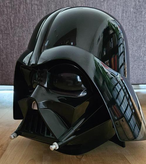 Hasbro black series Darth vader helmet, Verzamelen, Star Wars, Zo goed als nieuw, Replica, Ophalen