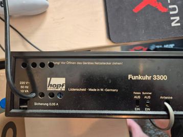Hopf Funkuhr 3300 Radio Gestuurde Klok - Vintage Duitsland beschikbaar voor biedingen