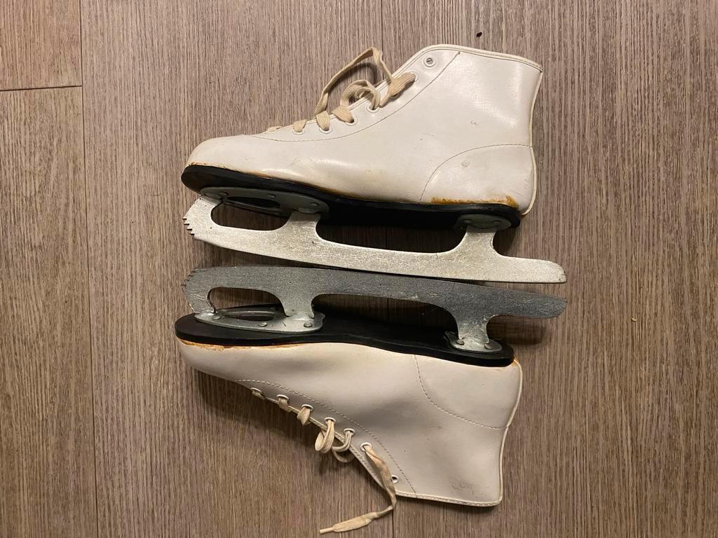 Kunstschaatsen maat 36, Sport en Fitness, Schaatsen, Ophalen of Verzenden, Gebruikt, Kunstschaatsen, Overige merken