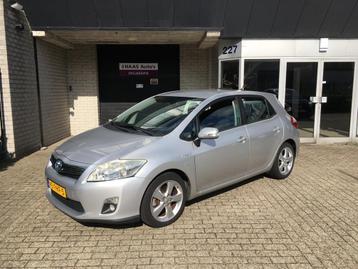 Toyota Auris 1.8 Full Hybrid Executive / CAMERA / NAVI / ALU beschikbaar voor biedingen