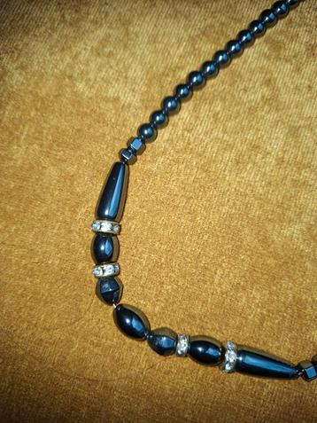 Vintage Hematiet Collier met Strass beschikbaar voor biedingen