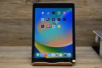 iPad 6e Generatie WiFi – 32GB – Gebruiksporen, Werkt Goed beschikbaar voor biedingen