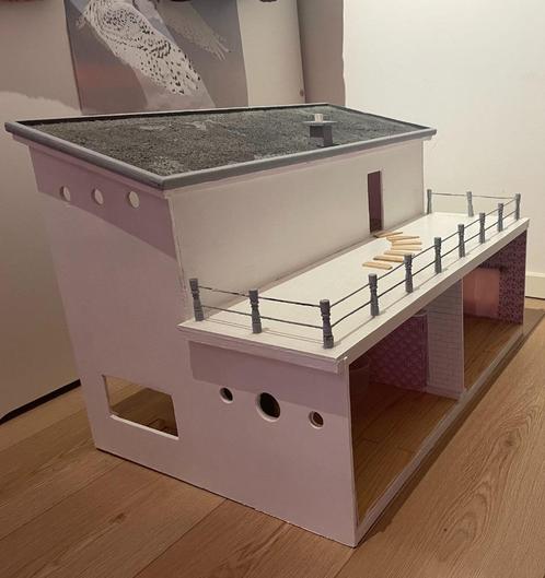 Handgemaakt houten poppenhuis, tweezijdig, Kinderen en Baby's, Speelgoed | Poppenhuizen, Gebruikt, Poppenhuis, Ophalen