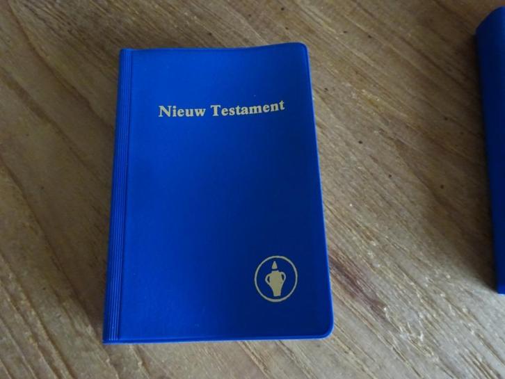 Nieuw Testament The Gideons International, Boeken, Godsdienst en Theologie, Zo goed als nieuw, Christendom | Katholiek, Ophalen of Verzenden