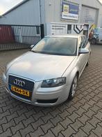 Audi A3 1.6 85KW 2006 Grijs, Auto's, Voorwielaandrijving, 116 pk, 1200 kg, Grijs