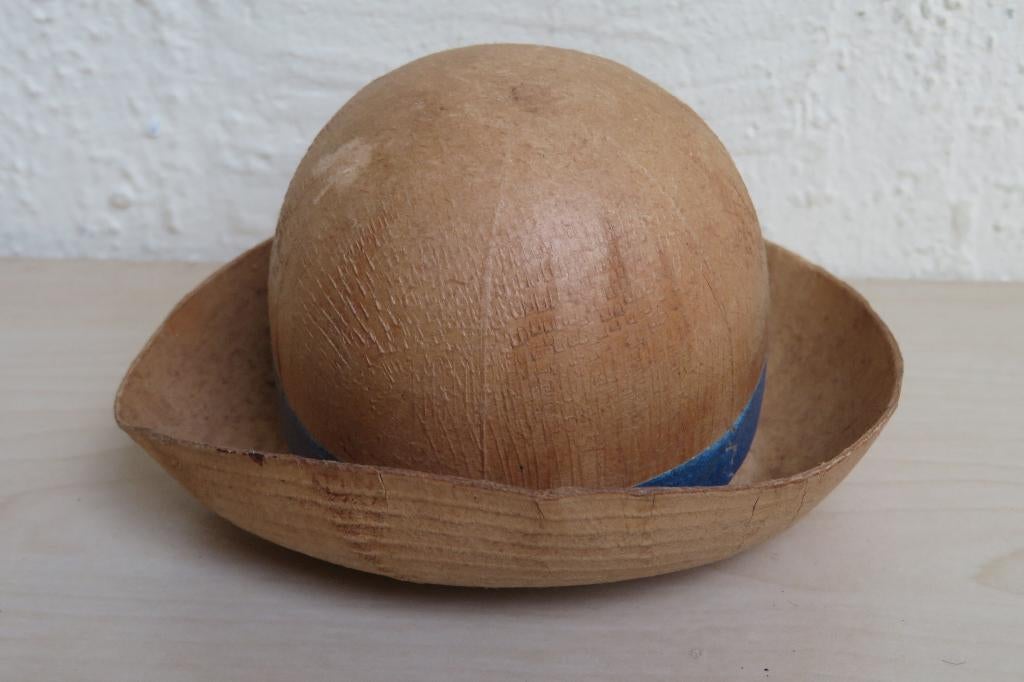 Vintage Oostenrijks souvenir, jaren 50. Jojo in bolhoedje, Ophalen of Verzenden, Overige typen