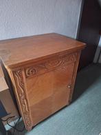 Antieke naai machine, Ophalen
