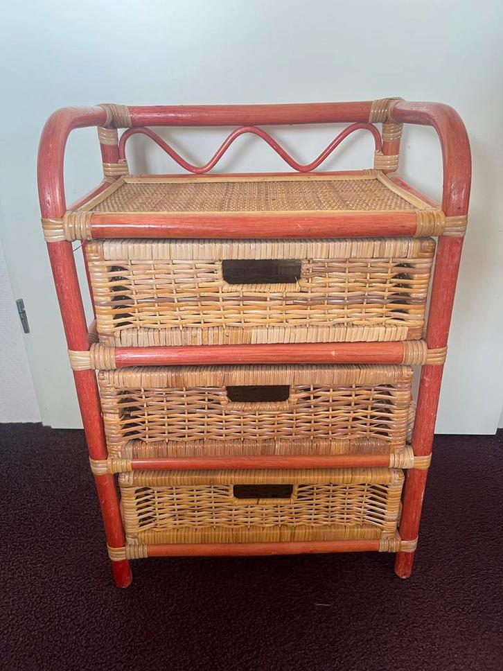 Rotan vintage Kastje met 3 lades riet ladekast, Huis en Inrichting, Kasten | Ladekasten, Gebruikt, Minder dan 100 cm, Minder dan 50 cm