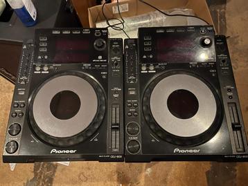 2x Pioneer CDJ 900 beschikbaar voor biedingen