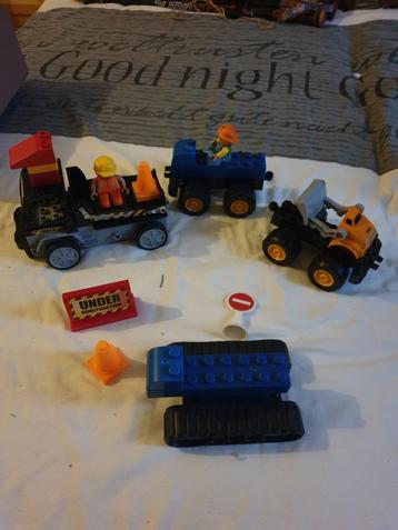 Leuke set auto s die gecombineerd kunnen worden met duplo  beschikbaar voor biedingen