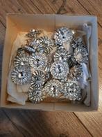 Vintage kaarsen knijpers dennenappel 17 st, Diversen, Ophalen of Verzenden, Zo goed als nieuw