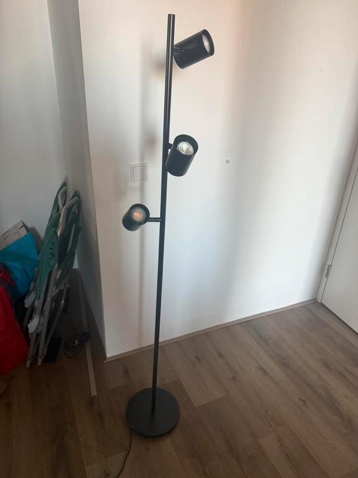 Lamp staand, Huis en Inrichting, Lampen | Vloerlampen, Zo goed als nieuw, 150 tot 200 cm, Ophalen