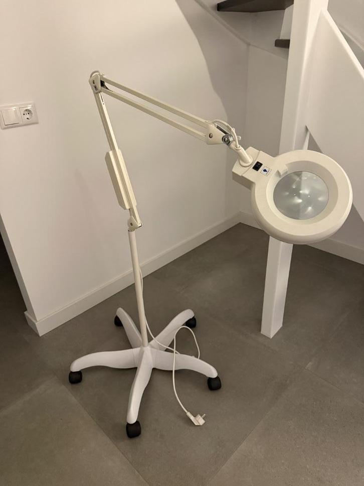 Loeplamp Daylight, Hobby en Vrije tijd, Vergrootglazen, Loepen en Loeplampen, Gebruikt, Loeplamp, Ophalen