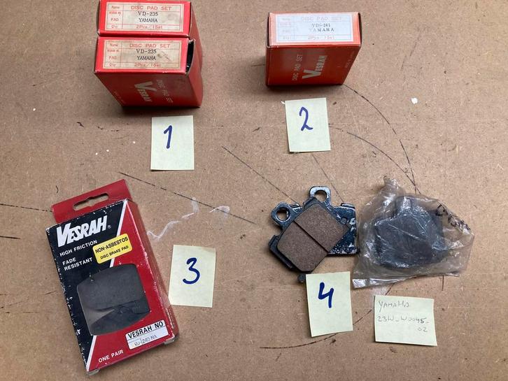 Nieuw (NOS) remblokken sets diversen types YAMAHA motoren, Motoren, Accessoires | Onderhoudsmiddelen, Ophalen of Verzenden