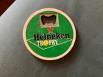 Flesopener Heineken Trophy, vorm van bierviltje, Verzamelen, Ophalen of Verzenden, Zo goed als nieuw, Flesopener, Heineken