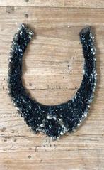 Antieke applicatie voor halslijn (114), Hobby en Vrije tijd, Naaien en Fournituren, Ophalen of Verzenden, Zo goed als nieuw, Applicatie