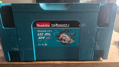 Makita DHS660ZJ, Doe-het-zelf en Verbouw, Gereedschap | Zaagmachines, Zo goed als nieuw, Cirkelzaag, 1200 watt of meer, 30 tot 70 mm