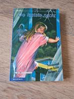 boek - De laatste nacht - M.C. Summer - paperback, Ophalen of Verzenden, Zo goed als nieuw, Fictie algemeen